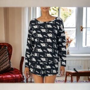 NWT - Mickey Mouse Sleepwear / Pajama Set - Sz L